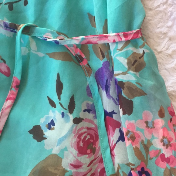 L'ATISTE NWOT Hawaiian Print T Back Summer Dress - Picture 8 of 8